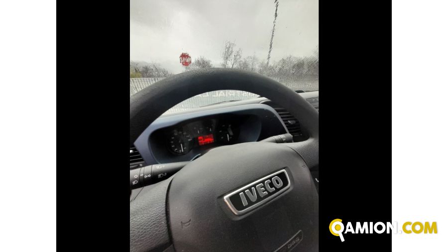 Iveco Mod. IVECO Vers. IVECO | Leggero Cabinato <= 35 q.li Furgonato | INDUSTRIAL CARS S.P.A