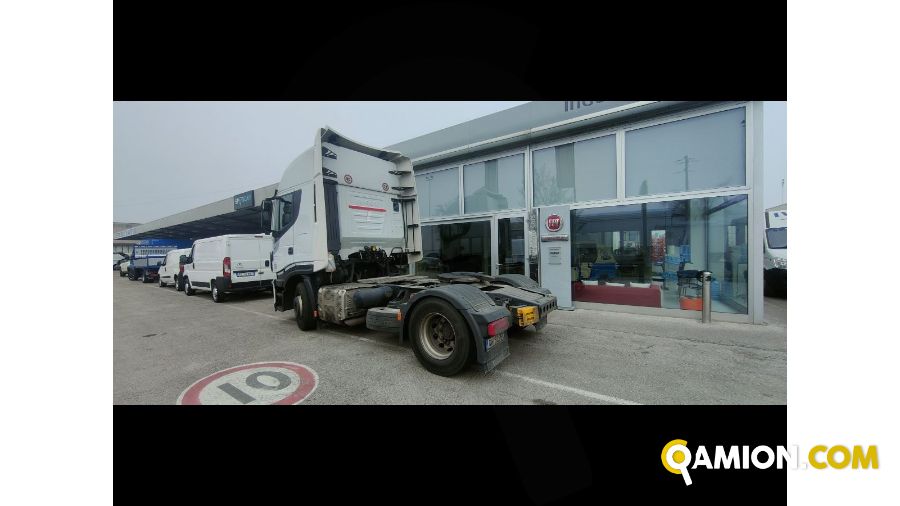 Iveco Mod. IVECO Vers. IVECO | Trattore Trattore | INDUSTRIAL CARS S.P.A
