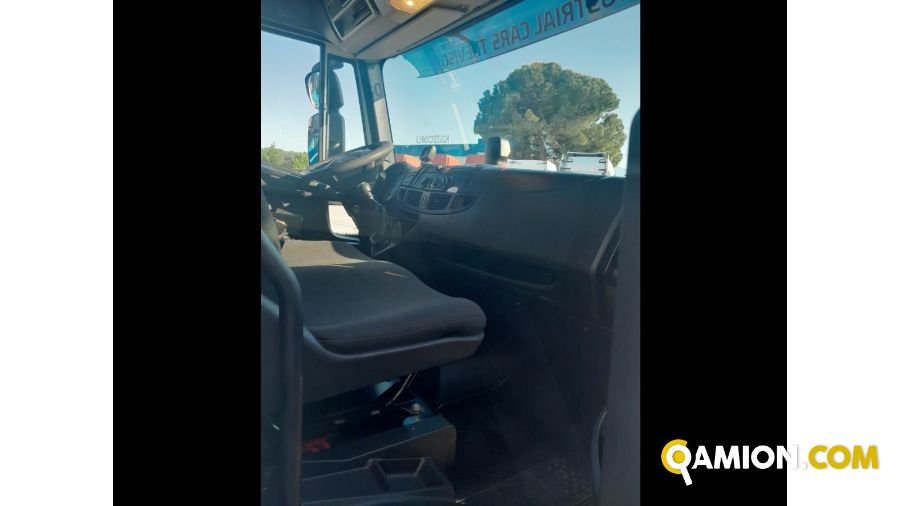 Iveco Mod. IVECO Vers. IVECO | Leggero Cabinato > 35 q.li Isotermico con gruppo frigo | INDUSTRIAL CARS S.P.A