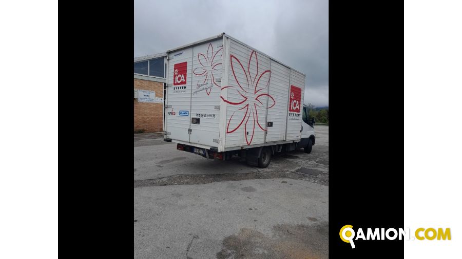 Iveco Mod. IVECO Vers. IVECO | Leggero Cabinato <= 35 q.li Furgonato | INDUSTRIAL CARS S.P.A