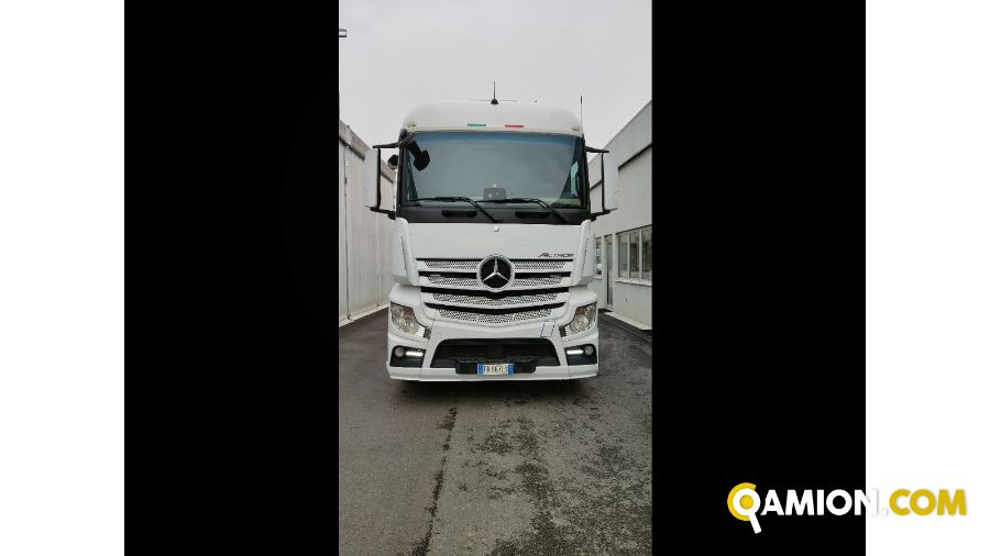 Mercedes Mod. MERCEDES V.I. Vers. MERCEDES V.I. | Trattore Trattore | INDUSTRIAL CARS S.P.A