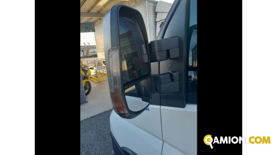 Iveco Mod. IVECO Vers. IVECO | Leggero Cabinato <= 35 q.li Cassone fisso con centina | INDUSTRIAL CARS S.P.A