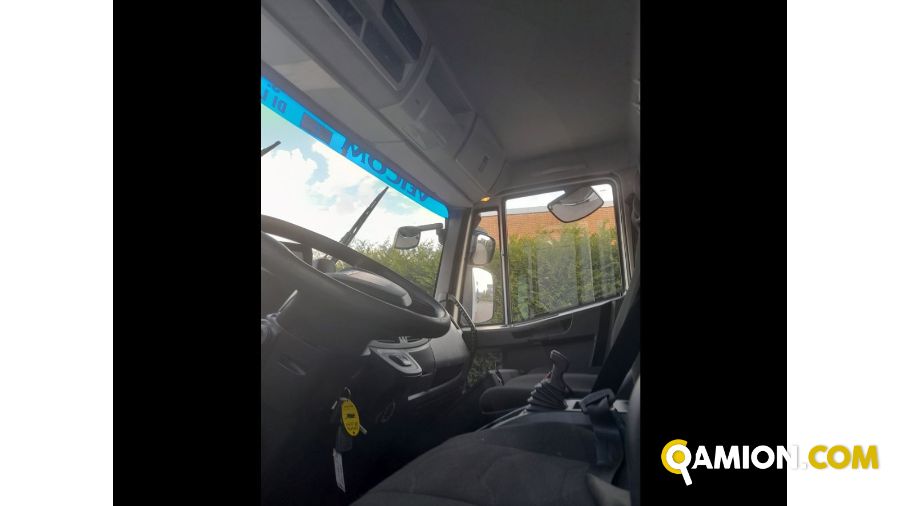 Iveco Mod. IVECO Vers. IVECO | Leggero Cabinato > 35 q.li Furgonato con sponda | INDUSTRIAL CARS S.P.A