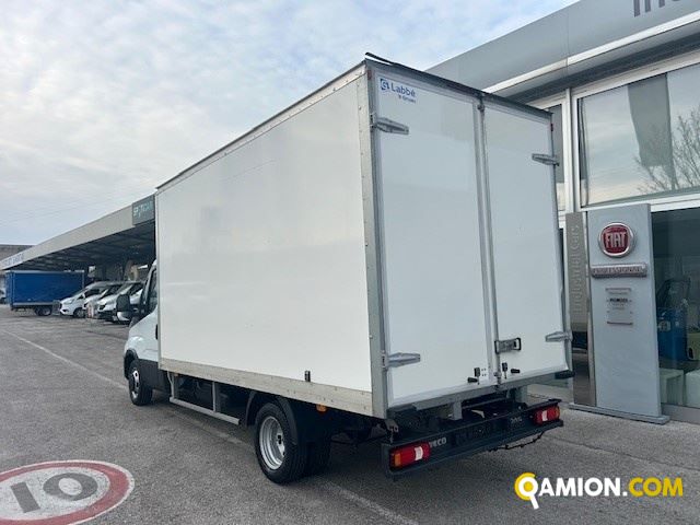 Iveco Mod. IVECO Vers. IVECO | Leggero Cabinato <= 35 q.li Furgonato | INDUSTRIAL CARS S.P.A