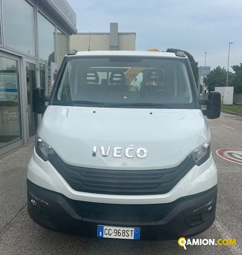 Iveco Mod. IVECO Vers. IVECO | Leggero Furgone <= 35 q.li Furgonato con sponda | INDUSTRIAL CARS S.P.A