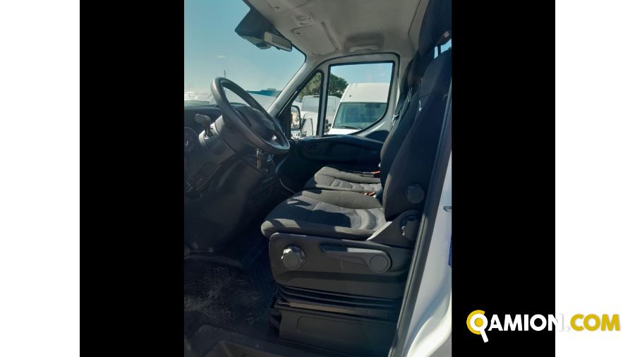 Iveco Mod. IVECO Vers. IVECO | Leggero Cabinato <= 35 q.li Telaio | INDUSTRIAL CARS S.P.A