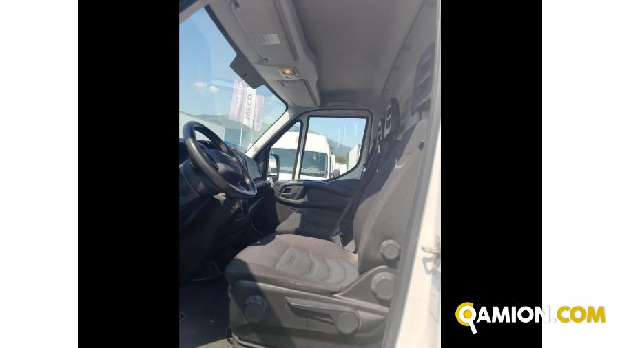 Iveco Mod. IVECO Vers. IVECO | Leggero Furgone <= 35 q.li Furgone di serie / Van | INDUSTRIAL CARS S.P.A