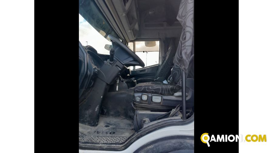 Iveco Mod. IVECO Vers. IVECO | Motrice Cassone fisso con Gru | INDUSTRIAL CARS S.P.A