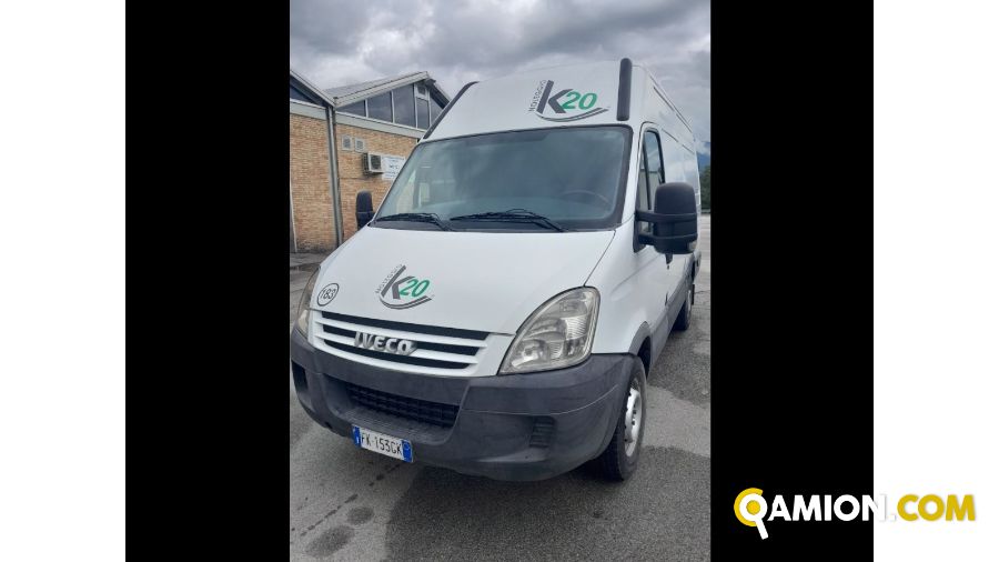 Iveco Mod. IVECO Vers. IVECO | Leggero Furgone <= 35 q.li Furgone di serie / Van | INDUSTRIAL CARS S.P.A
