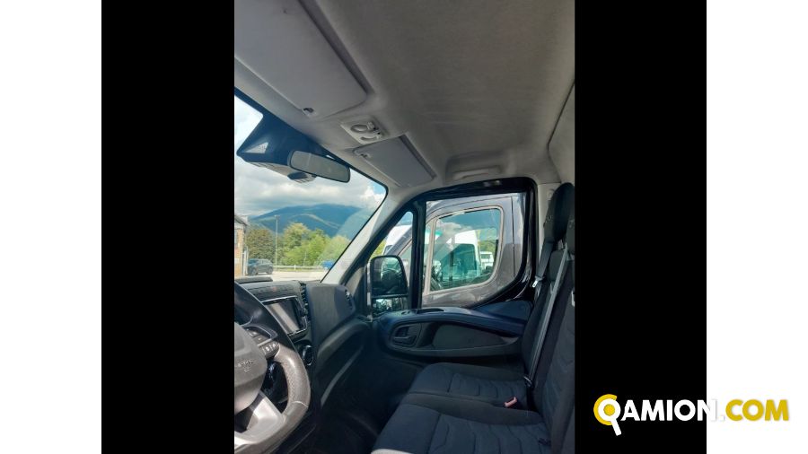 Iveco Mod. IVECO Vers. IVECO | Leggero Cabinato <= 35 q.li Cassone fisso | INDUSTRIAL CARS S.P.A
