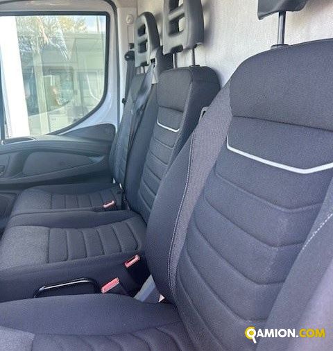 Iveco Mod. IVECO Vers. IVECO | Leggero Furgone <= 35 q.li Furgone di serie / Van | INDUSTRIAL CARS S.P.A