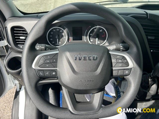 Iveco Mod. IVECO Vers. IVECO | Leggero Furgone <= 35 q.li Furgone di serie / Van | INDUSTRIAL CARS S.P.A