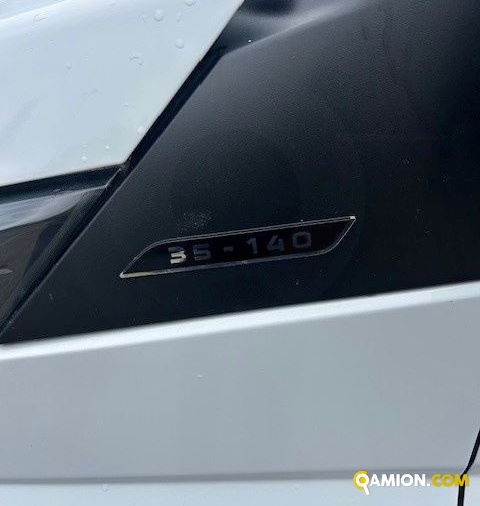 Iveco Mod. IVECO Vers. IVECO | Leggero Furgone <= 35 q.li Furgonato con sponda | INDUSTRIAL CARS S.P.A