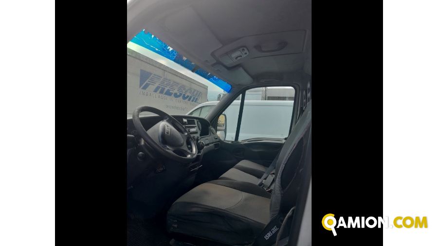 Iveco Mod. IVECO Vers. IVECO | Leggero Furgone <= 35 q.li Isotermico con gruppo frigo | INDUSTRIAL CARS S.P.A