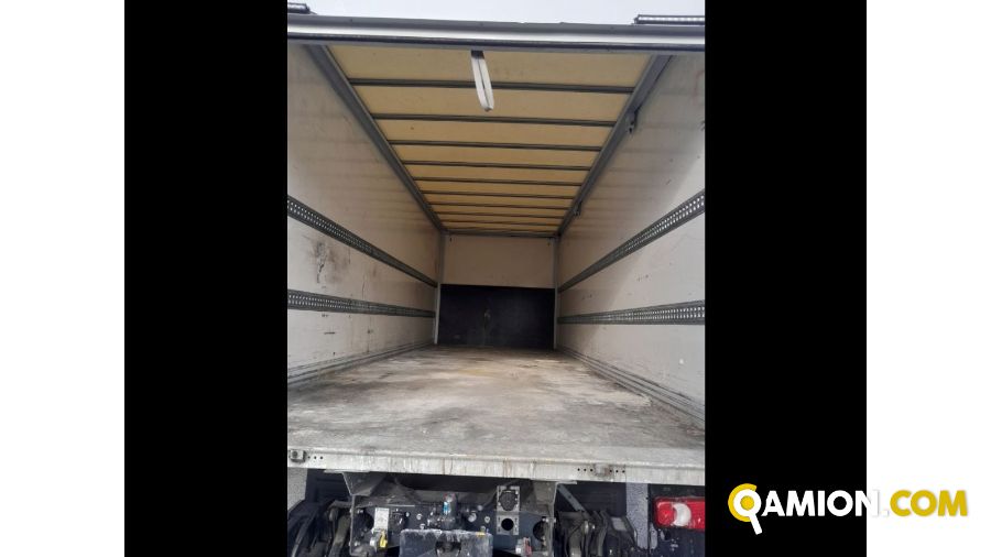 Iveco Mod. IVECO Vers. IVECO | Leggero Cabinato > 35 q.li Furgonato con sponda | INDUSTRIAL CARS S.P.A