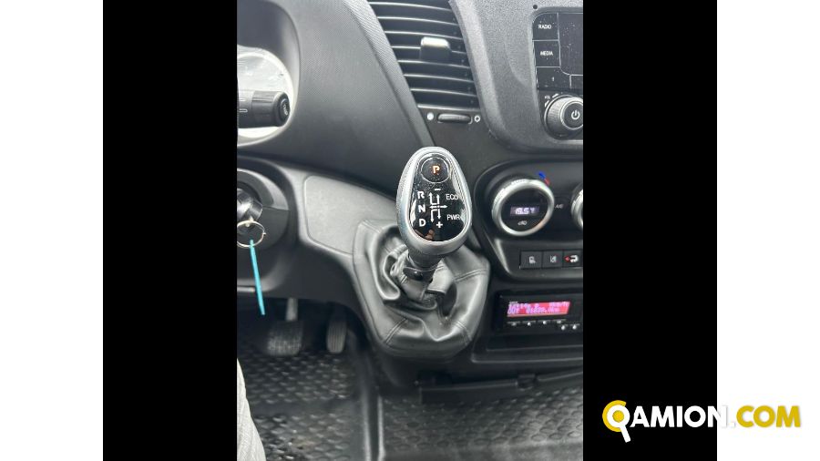 Iveco Mod. IVECO Vers. IVECO | Leggero Cabinato <= 35 q.li Furgonato con sponda | INDUSTRIAL CARS S.P.A