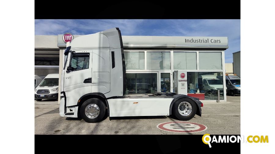 Iveco Mod. IVECO Vers. IVECO | Trattore Trattore | INDUSTRIAL CARS S.P.A