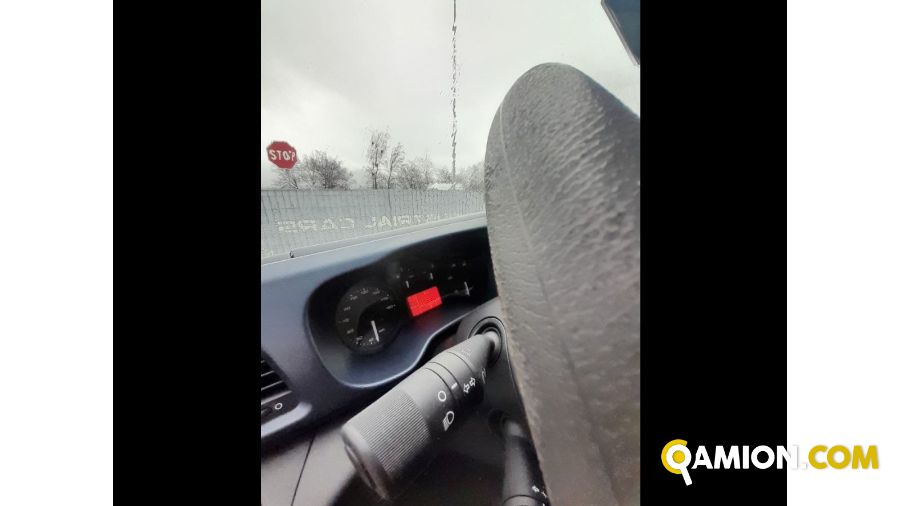 Iveco Mod. IVECO Vers. IVECO | Leggero Cabinato <= 35 q.li Furgonato | INDUSTRIAL CARS S.P.A
