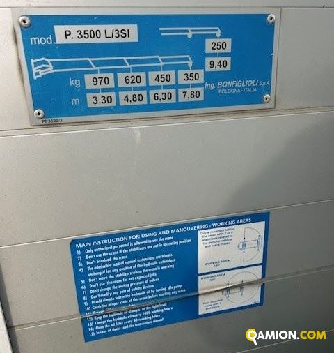 Iveco Mod. IVECO Vers. IVECO | Leggero Cabinato <= 35 q.li Cassone fisso con Gru | INDUSTRIAL CARS S.P.A