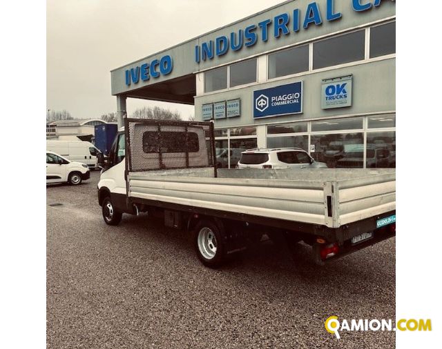 Iveco Mod. IVECO Vers. IVECO | Leggero Cabinato <= 35 q.li Cassone fisso | INDUSTRIAL CARS S.P.A