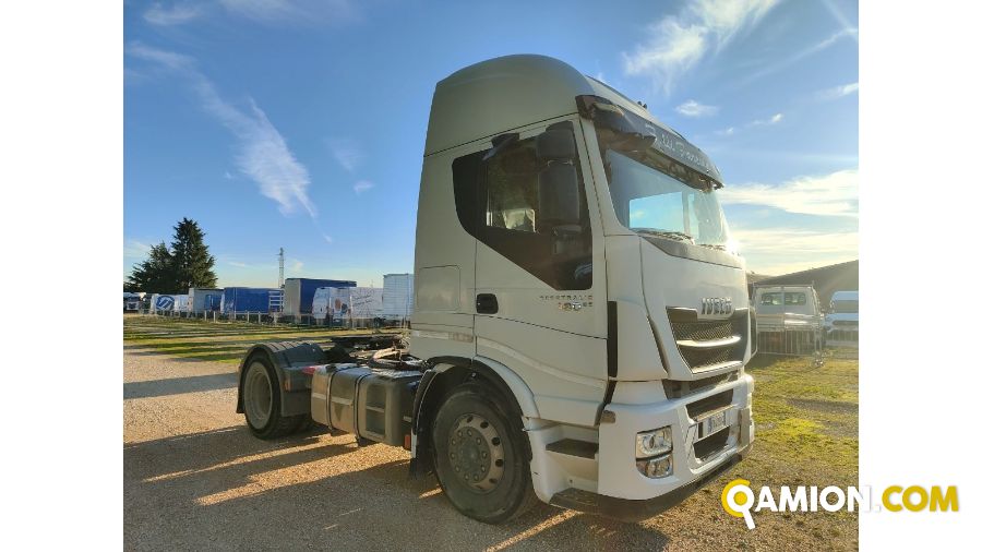 Iveco Mod. IVECO Vers. IVECO | Trattore Trattore | INDUSTRIAL CARS S.P.A