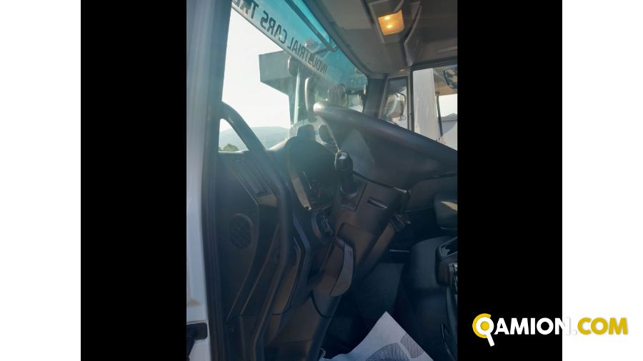 Iveco Mod. IVECO Vers. IVECO | Leggero Cabinato > 35 q.li Isotermico con gruppo frigo | INDUSTRIAL CARS S.P.A