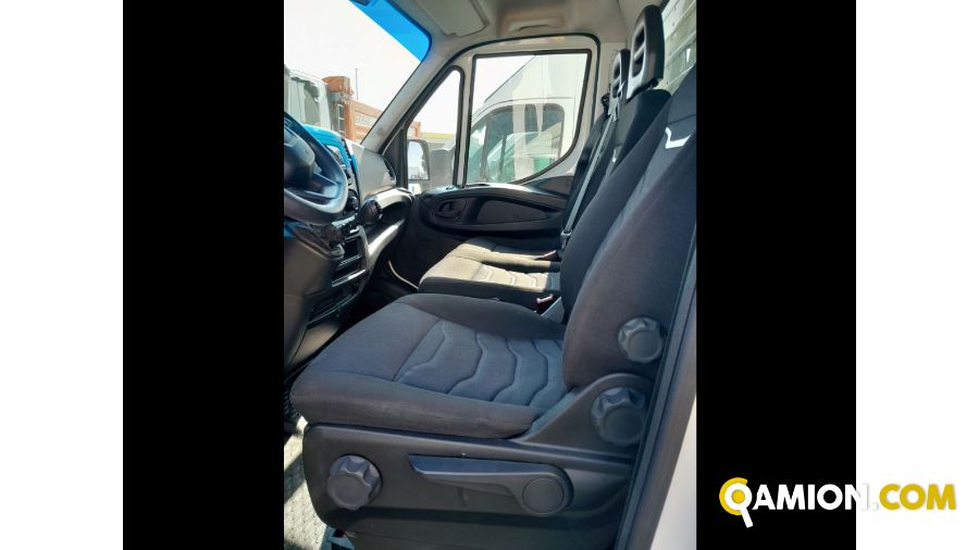 Iveco Mod. IVECO Vers. IVECO | Leggero Furgone <= 35 q.li Furgonato | INDUSTRIAL CARS S.P.A