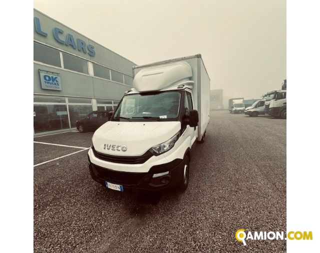 Iveco Mod. IVECO Vers. IVECO | Leggero Cabinato <= 35 q.li Furgonato | INDUSTRIAL CARS S.P.A