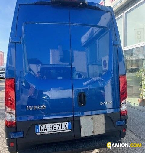 Iveco Mod. IVECO Vers. IVECO | Leggero Furgone <= 35 q.li Furgone di serie / Van | INDUSTRIAL CARS S.P.A
