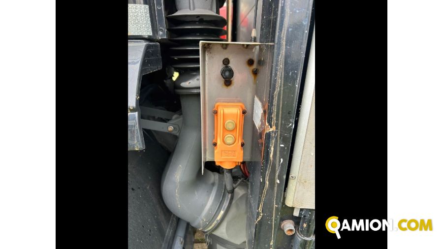 Iveco Mod. IVECO Vers. IVECO | Motrice Cassone fisso con centina | INDUSTRIAL CARS S.P.A