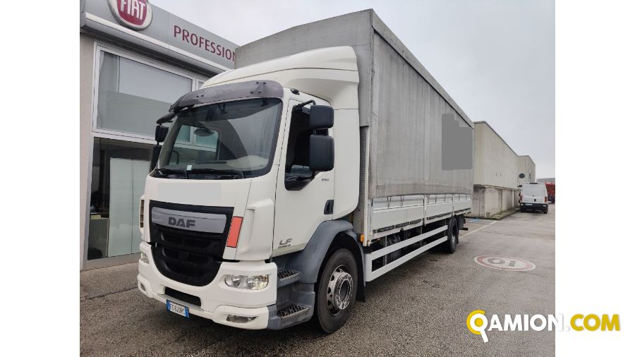 Daf Mod. DAF Vers. DAF | Motrice Cassone fisso con centina | INDUSTRIAL CARS S.P.A