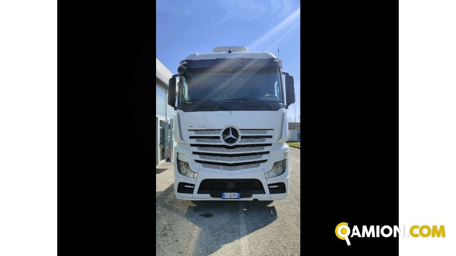 Mercedes Mod. MERCEDES Vers. MERCEDES | Trattore Trattore | INDUSTRIAL CARS S.P.A