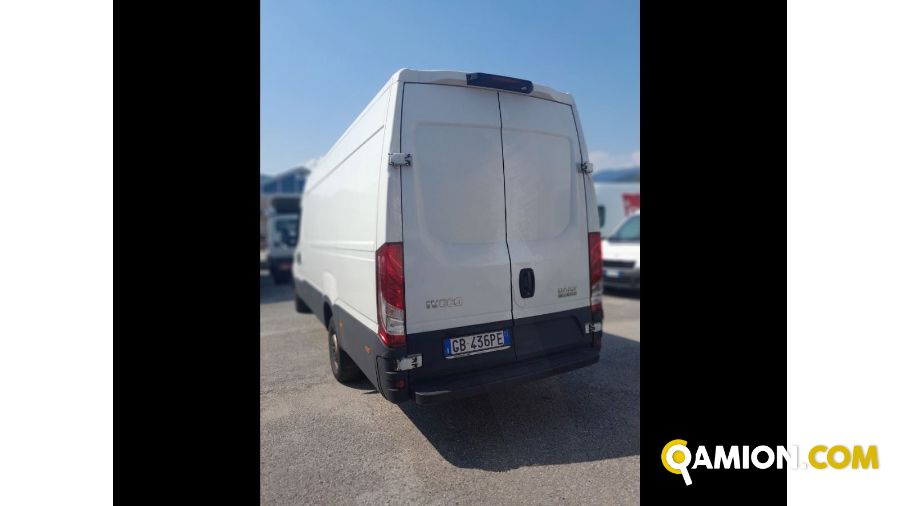 Iveco Mod. IVECO Vers. IVECO | Leggero Furgone <= 35 q.li Furgone di serie / Van | INDUSTRIAL CARS S.P.A