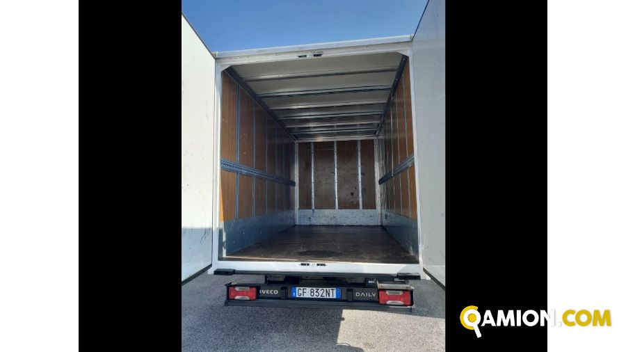 Iveco Mod. IVECO Vers. IVECO | Leggero Furgone <= 35 q.li Furgonato | INDUSTRIAL CARS S.P.A