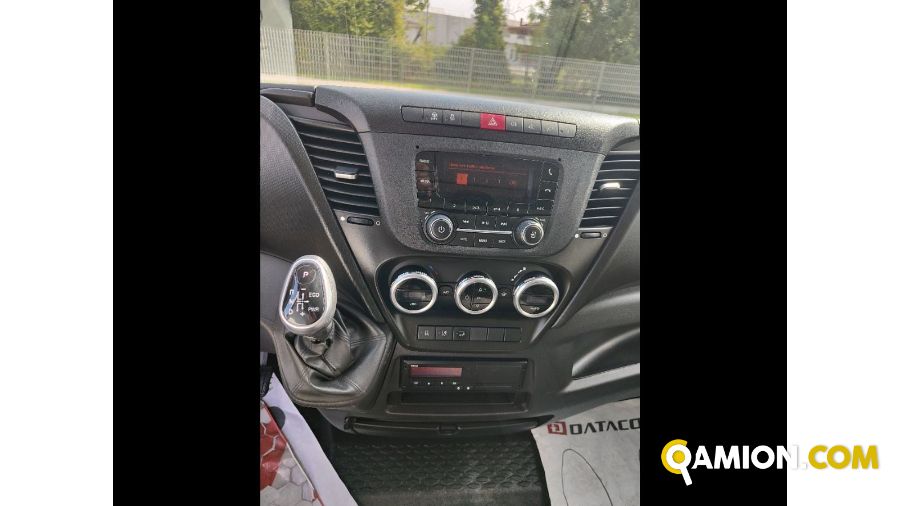 Iveco Mod. IVECO Vers. IVECO | Leggero Cabinato > 35 q.li Furgonato con sponda | INDUSTRIAL CARS S.P.A