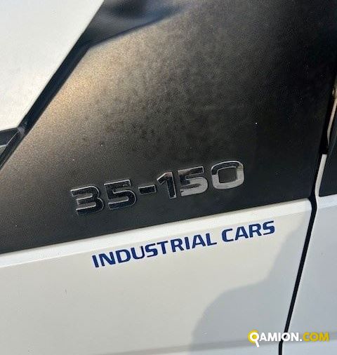 Iveco Mod. IVECO Vers. IVECO | Leggero Cabinato <= 35 q.li Cassone fisso con Gru | INDUSTRIAL CARS S.P.A
