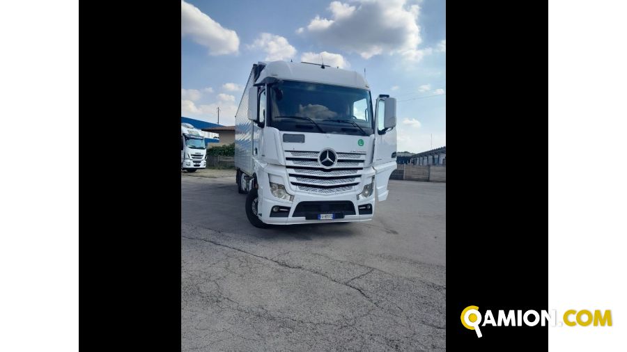 Mercedes Mod. MERCEDES V.I. Vers. MERCEDES V.I. | Motrice Scarrabile con gancio | INDUSTRIAL CARS S.P.A