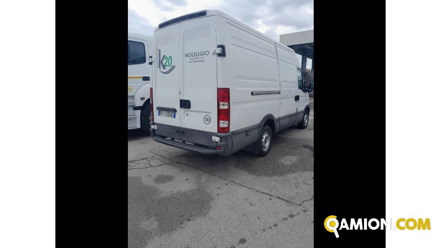 Iveco Mod. IVECO Vers. IVECO | Leggero Furgone <= 35 q.li Furgone di serie / Van | INDUSTRIAL CARS S.P.A