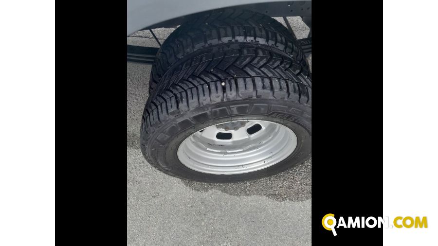 Iveco Mod. IVECO Vers. IVECO | Leggero Cabinato > 35 q.li Furgone di serie / Van | INDUSTRIAL CARS S.P.A