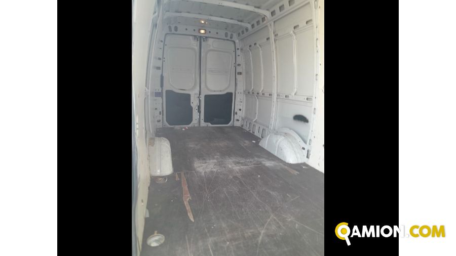 Iveco Mod. IVECO Vers. IVECO | Leggero Furgone <= 35 q.li Furgone di serie / Van | INDUSTRIAL CARS S.P.A