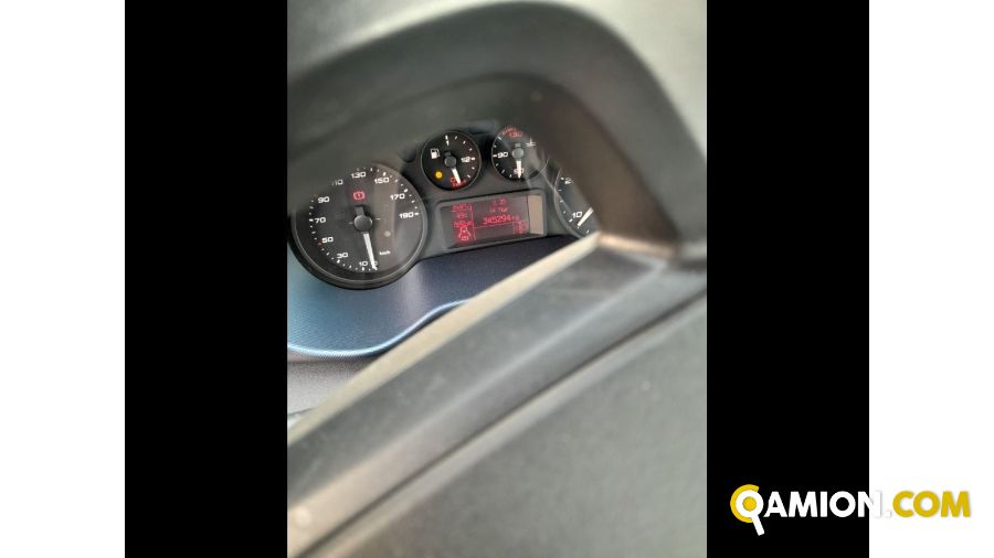 Iveco Mod. IVECO Vers. IVECO | Leggero Cabinato <= 35 q.li Telaio | INDUSTRIAL CARS S.P.A