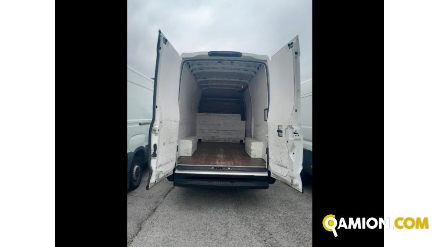 Iveco Mod. IVECO Vers. IVECO | Leggero Furgone <= 35 q.li Furgone di serie / Van | INDUSTRIAL CARS S.P.A