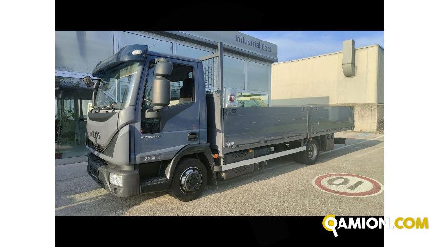 Iveco Mod. IVECO Vers. IVECO | Leggero Cabinato > 35 q.li Cassone fisso | INDUSTRIAL CARS S.P.A