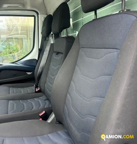 Iveco Mod. IVECO Vers. IVECO | Leggero Furgone <= 35 q.li Furgone di serie / Van | INDUSTRIAL CARS S.P.A