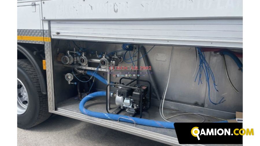 Mercedes Axor 1833 2 Assi Q 180 Axor 1833 2 Assi Q 180 | EUROCAR2002 S.R.L.S.