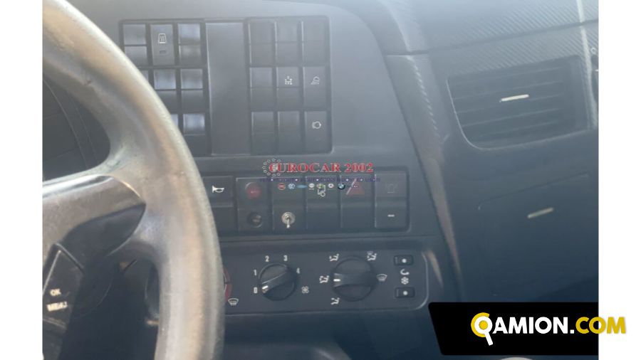 Iveco Stralis 330 Hi Way 2 Assi Q 180 Stralis 330 Hi Way 2 Assi Q 180 | EUROCAR2002 S.R.L.S.