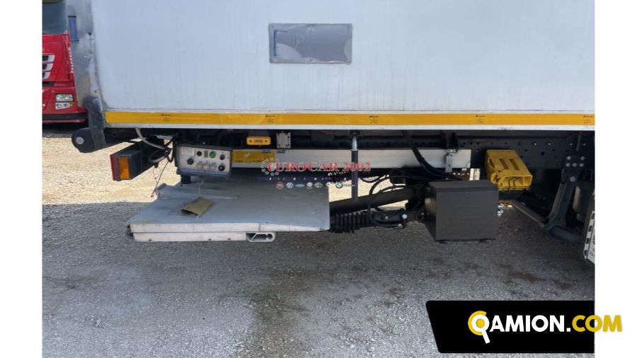 Iveco Stralis 360 2 Assi Q 180 00 Stralis 360 2 Assi Q 180 00 | EUROCAR2002 S.R.L.S.