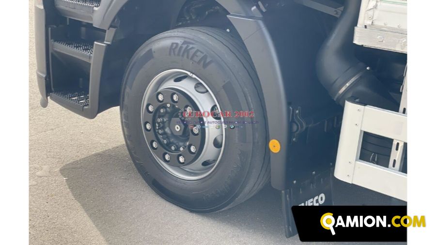Iveco Stralis 360 E5 Stralis 360 E5 | EUROCAR2002 S.R.L.S.