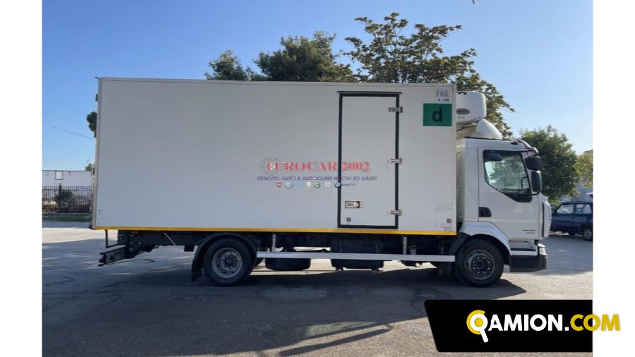 Renault Midlum 240 2 Assi 120 Q Midlum 240 2 Assi 120 Q | EUROCAR2002 S.R.L.S.