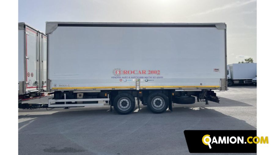 Iveco Stralis 500 Stralis 500 | EUROCAR2002 S.R.L.S.